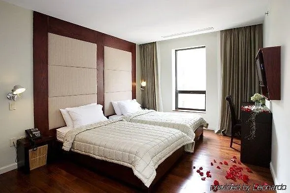 The Ridge Hotel New York