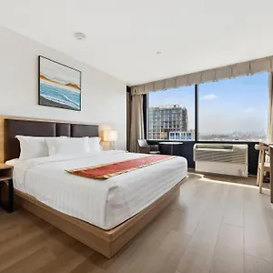 Hotel Ramada By Wyndham Flushing Queens, New York